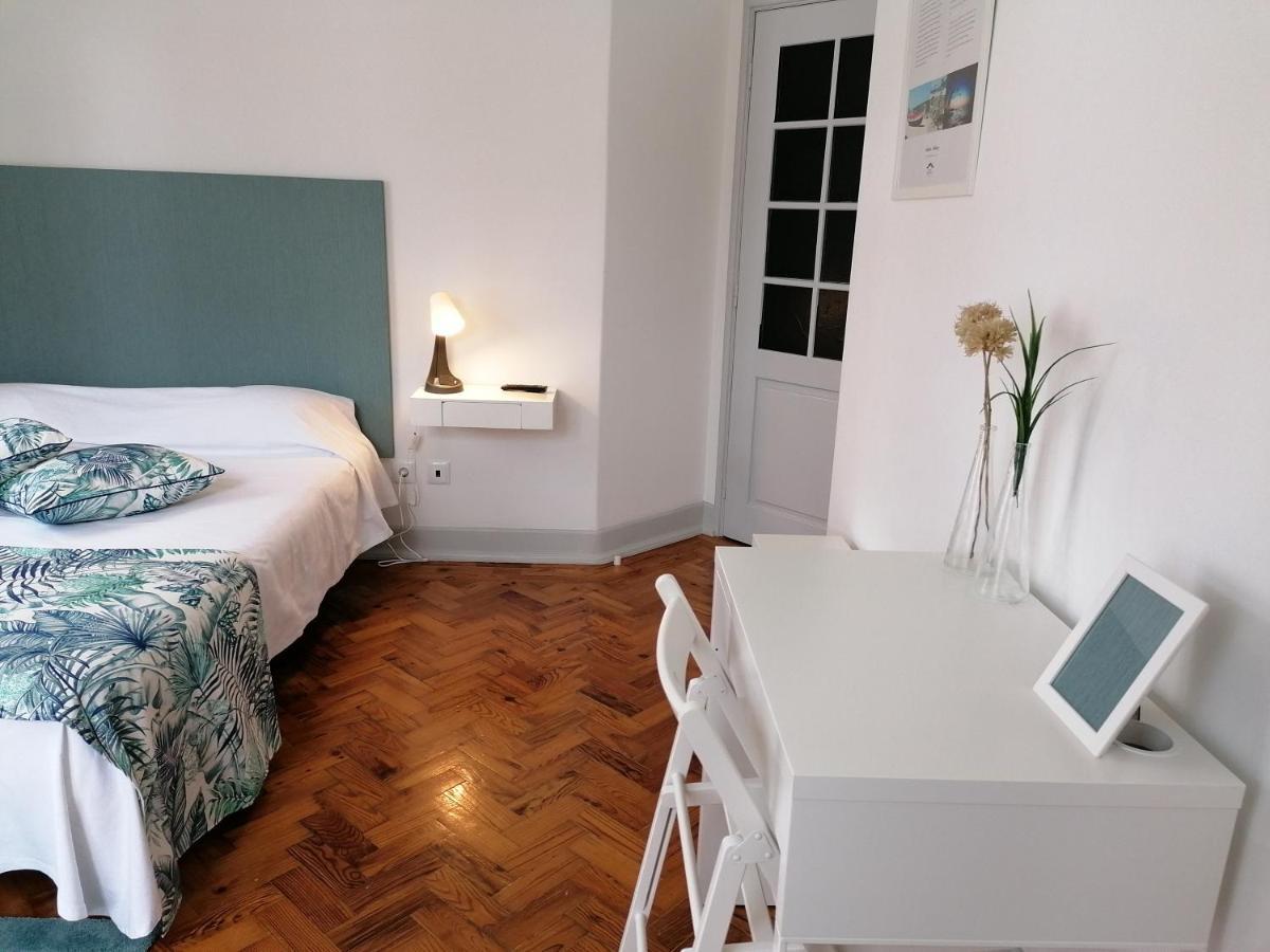 Hostel Rossio Alcobaça Esterno foto
